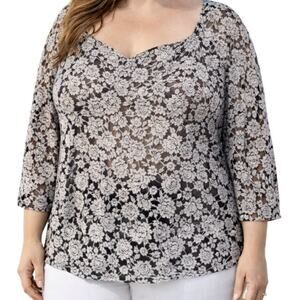 Suzanne Betro Plus Size Top 4X White Floral Lace Pullover Black Satin Lined